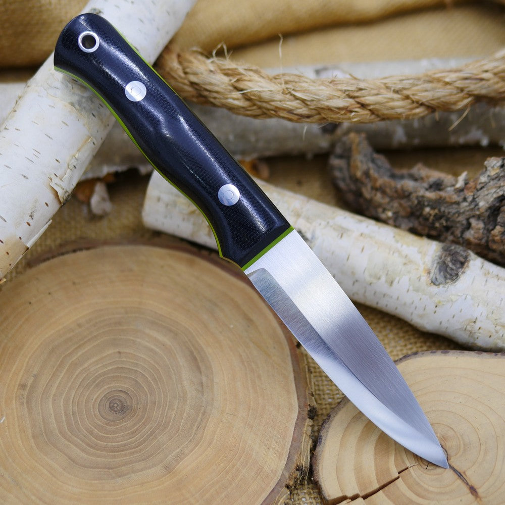 Classic: CPM 3V, Black Canvas & Toxic Green G10