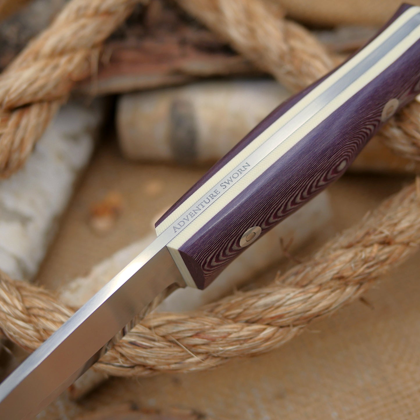 Classic: AEB-L, Red & Tan Richlite, Ivory G10 Liners