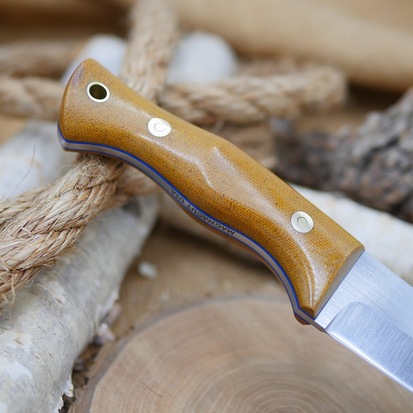 [In-Stock] Tradesman: Brown Canvas Micarta & Blue G10 Liners