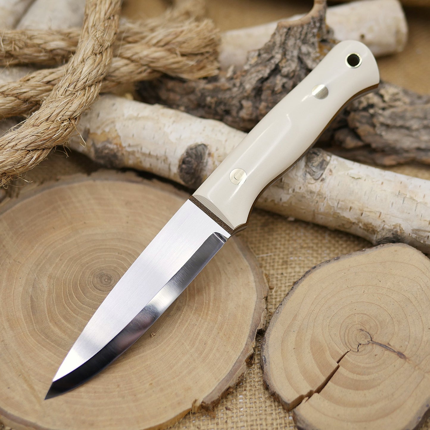 Classic: O1, Ivory Paper & Brown Canvas Micarta