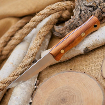 Voyageur: English Yew & Red Liners