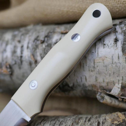 Classic: Ivory Paper & Cinnamon