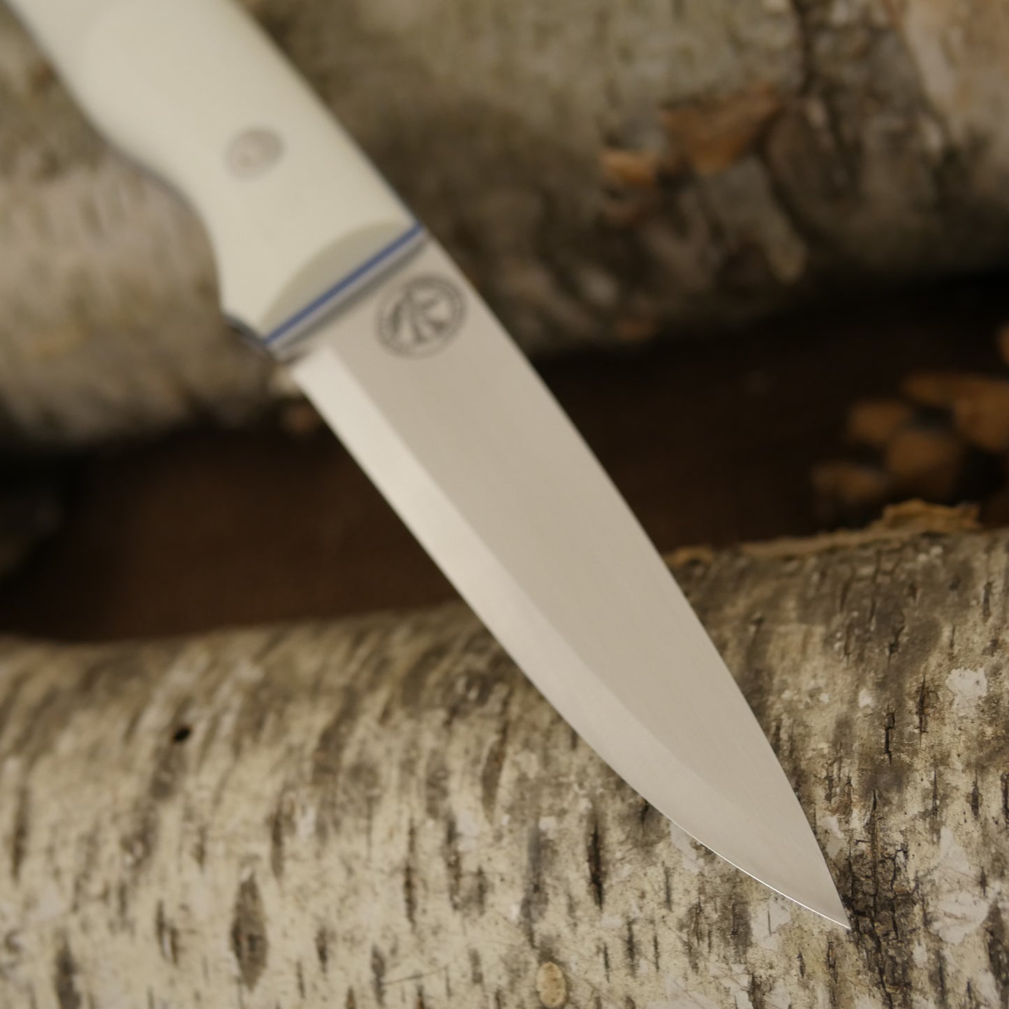 Mountaineer: White G10, Blue & White G10