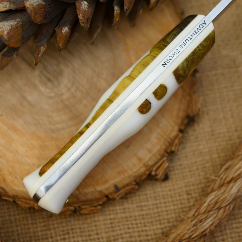 Mountaineer: White Shockwood & White Linen