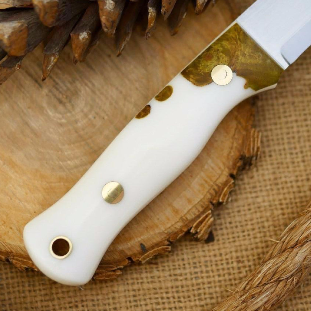 Mountaineer: White Shockwood & White Linen