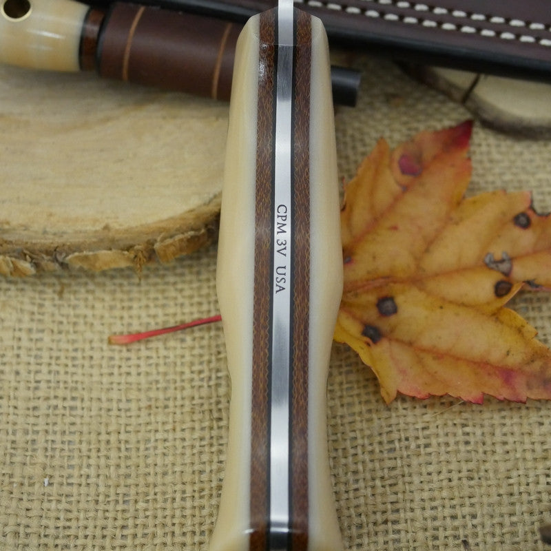 Mountaineer: Bone Linen Micarta, Loaded