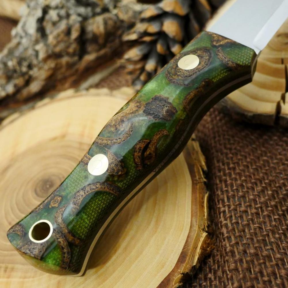Voyageur: Cast Acorn Husk & Green Canvas