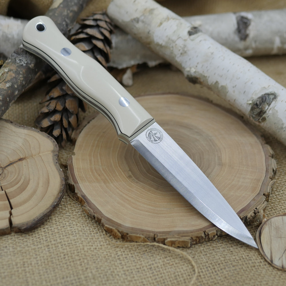 Mountaineer: Ivory Paper, Ivory G10 and Black Liners