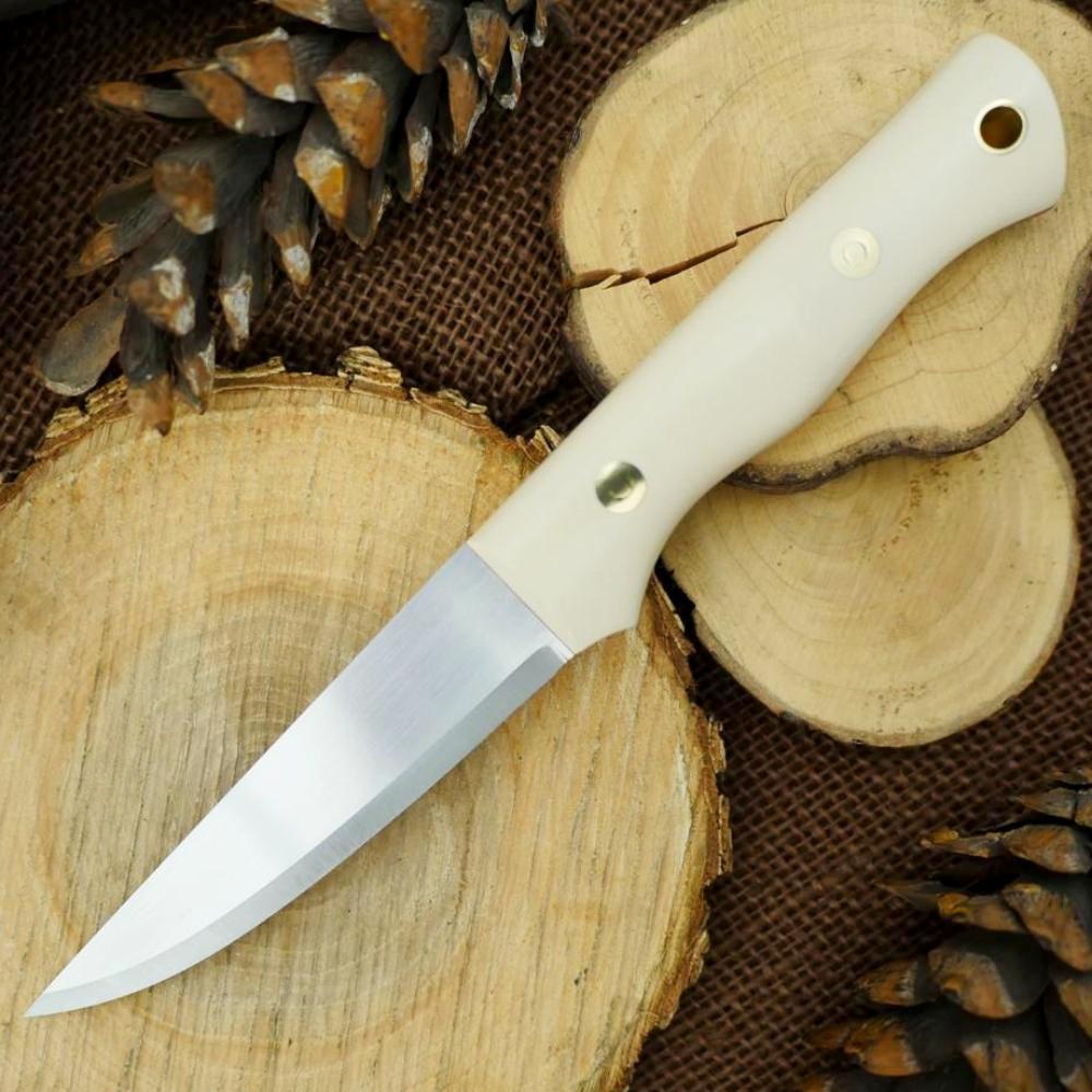 Voyageur: Ivory Paper & Cinnamon