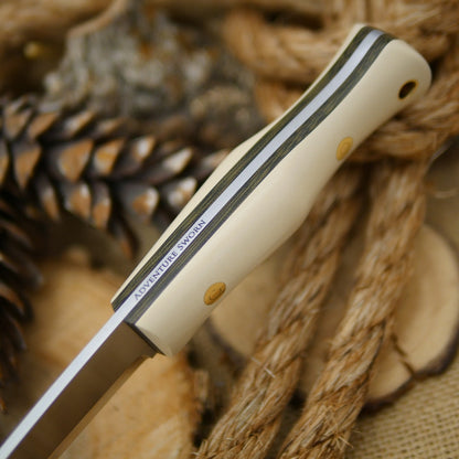 Mountaineer 3V: Ivory Paper & Green Canvas Micarta